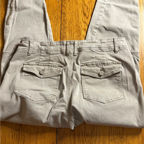 WHBM “The Slim Crop” Khaki Utility– Size 8 | Zipped, Snatched, Ready to Roll - Picture 8 of 13